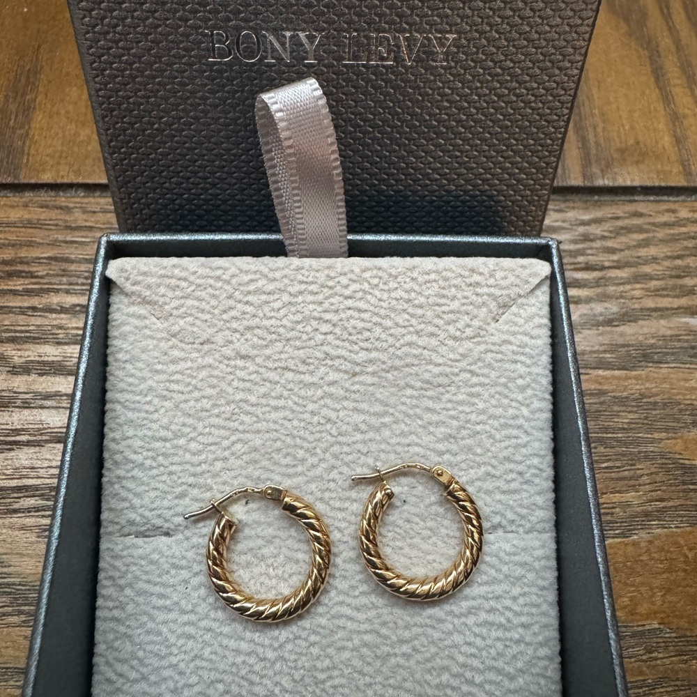 Bony Levy 14k Yellow Gold Textured Hoop Earrings
